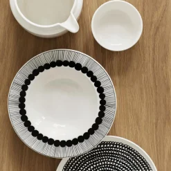 Marimekko Rasymatto Tallerken O 20 Cm Svart-Hvit (Sma Prikker) Discount